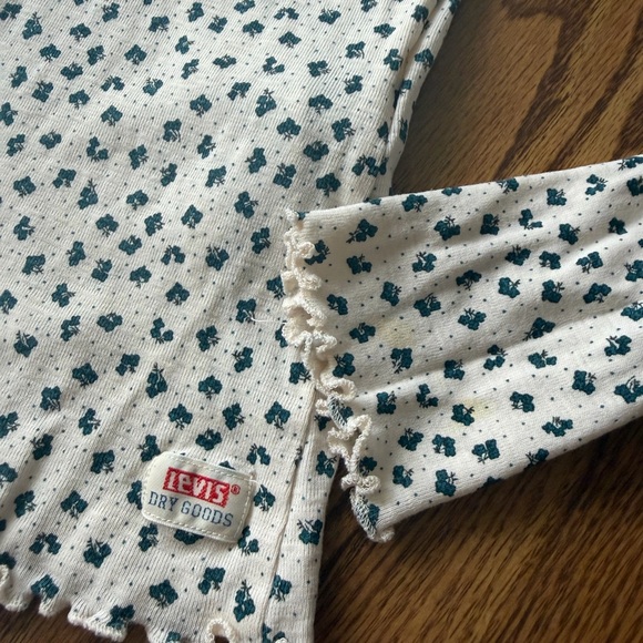 Vintage Levi Floral Henley Top - Picture 2 of 10